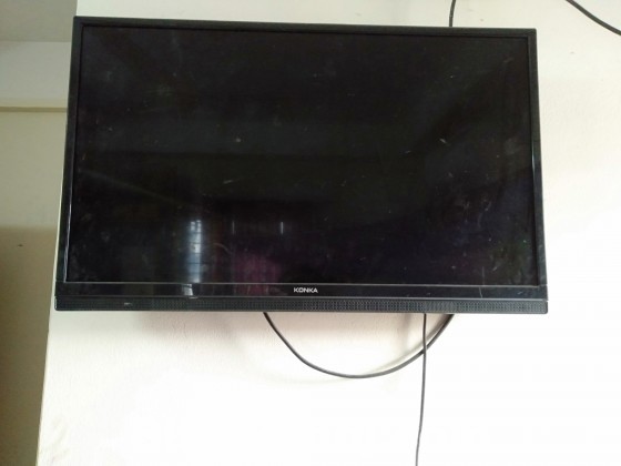 32'Konka led TV